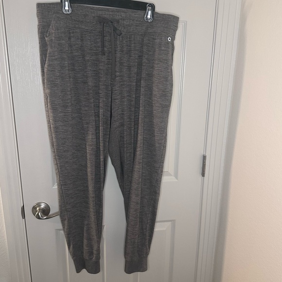 GAP Marled Charcoal Joggers – Size XL – Soft Stretch Athleisure - Picture 2 of 10